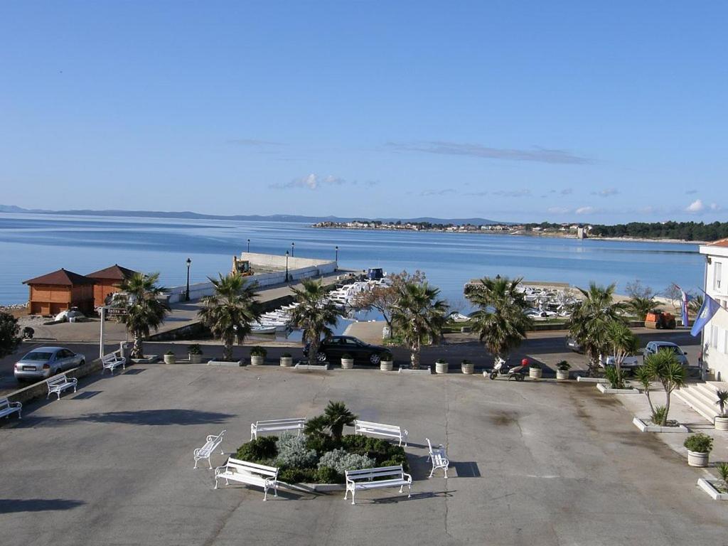 Apartments Banoci Vir Kültér fotó