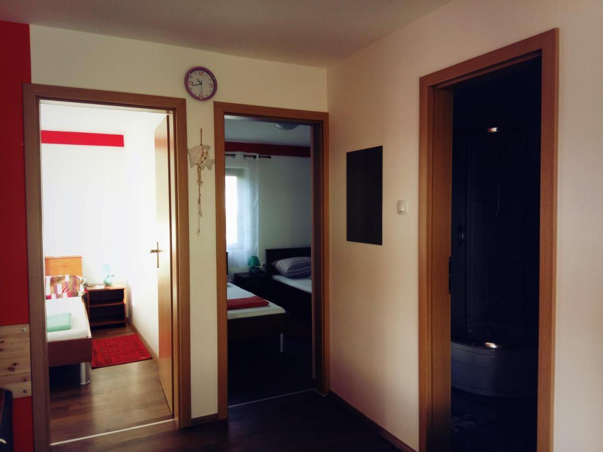 Apartments Banoci Vir Kültér fotó