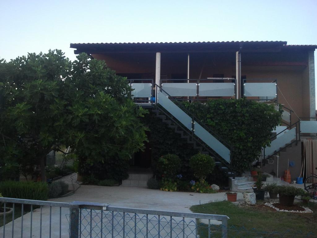 Apartments Banoci Vir Kültér fotó